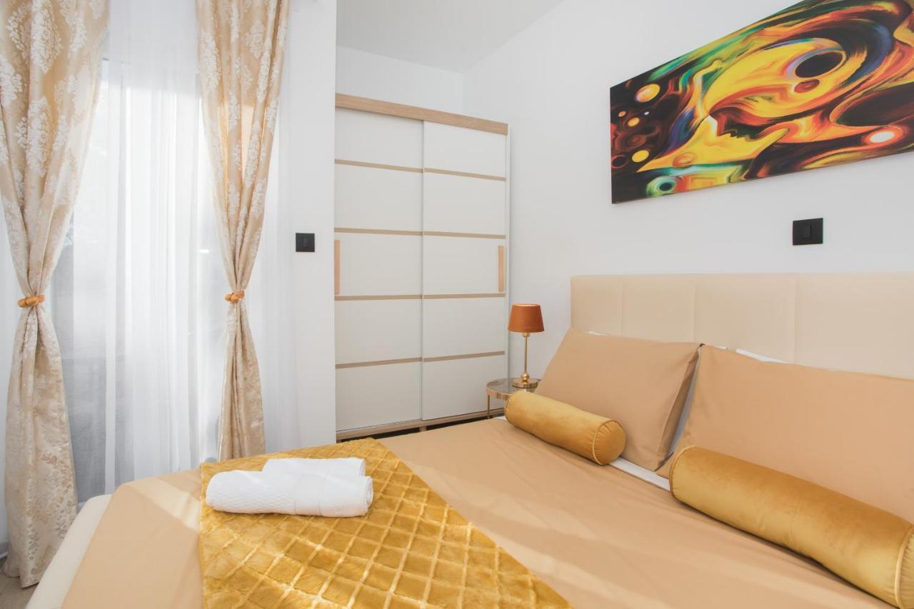 Apartmani Rispet Шибеник Экстерьер фото