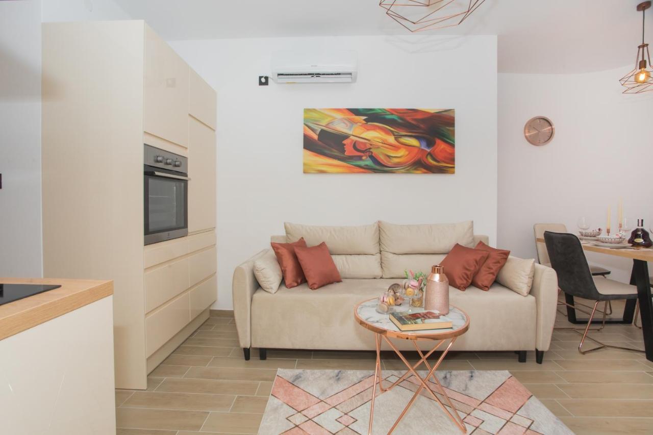Apartmani Rispet Шибеник Экстерьер фото